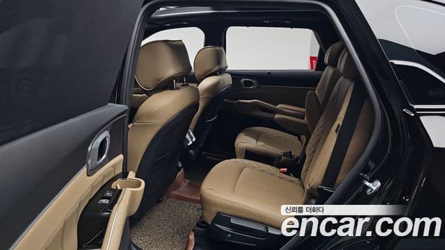 Kia Sorento 2025 — Фото 12/20