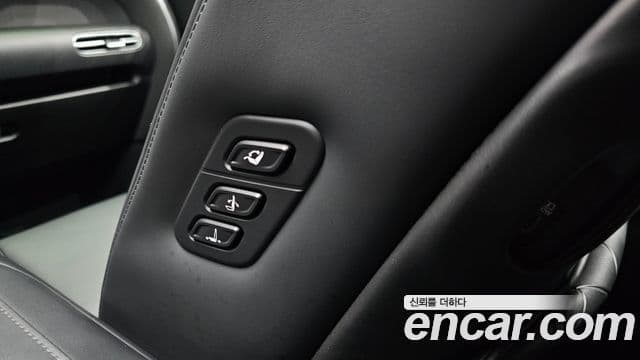 Hyundai Palisade 2025 — Photo 28/35