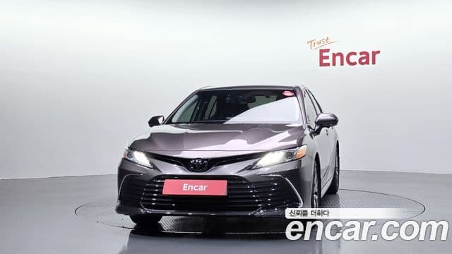 Toyota Camry 2024 — Фото 3/20