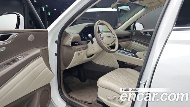 Genesis GV80 2023 — ფოტო 19/36