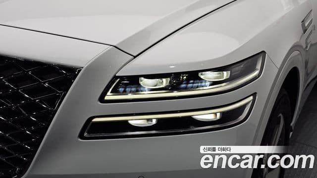 Genesis GV80 2023 — ფოტო 25/36