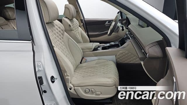 Genesis GV80 2023 — ფოტო 12/36
