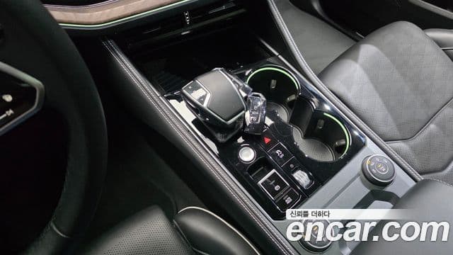 Volkswagen Touareg 2024 — Photo 13/34