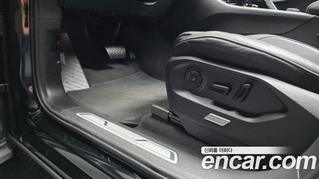 Volkswagen Touareg 2024 — Photo 4/34