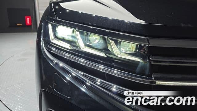 Volkswagen Touareg 2024 — Photo 17/34