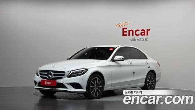Mercedes-Benz C-Class 2019 — Фото 1/20