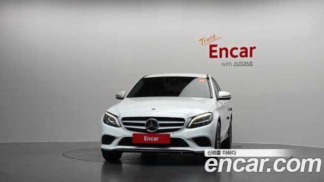 Mercedes-Benz C-Class 2019 — Фото 3/20