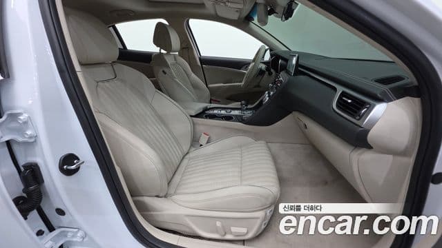 Genesis G70 2022 — Şəkil 9/20