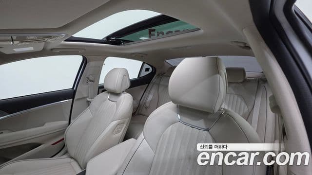 Genesis G70 2022 — Şəkil 11/20