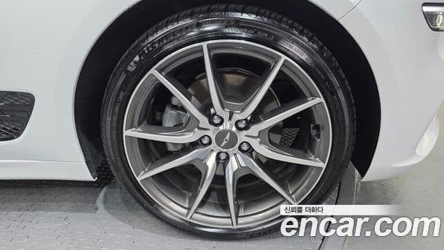 Genesis G70 2022 — Photo 20/35