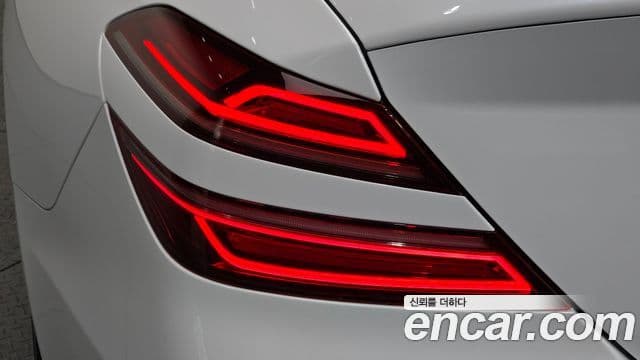 Genesis G70 2022 — Photo 27/35