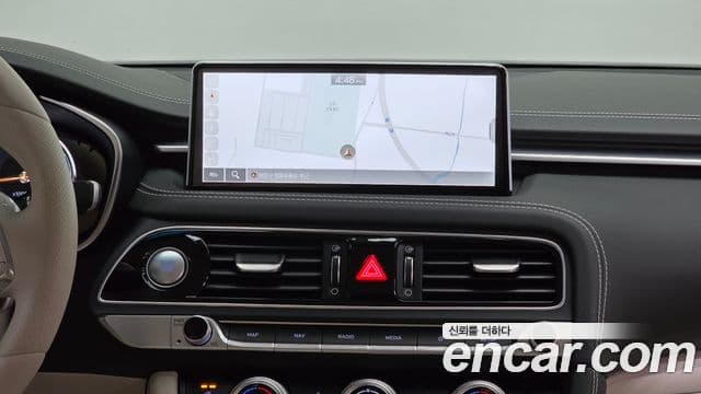 Genesis G70 2022 — Photo 29/35