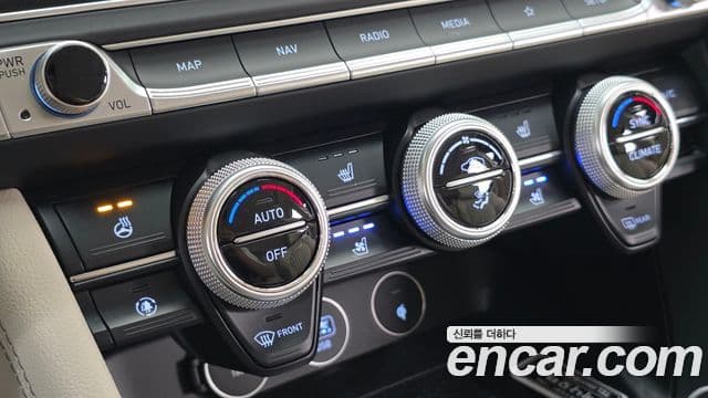Genesis G70 2022 — Photo 6/35