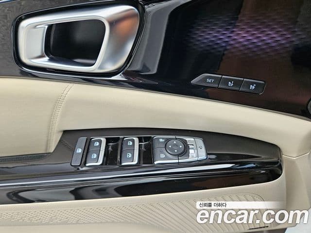 Kia Carnival 2023 — Şəkil 19/20