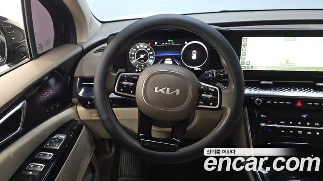 Kia Carnival 2021 — Фото 13/20