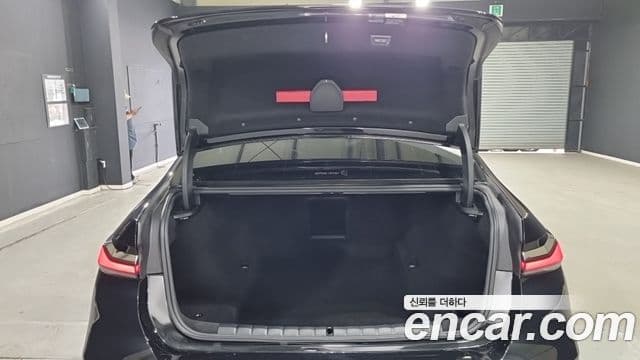 BMW 7 Series 2024 — ფოტო 11/18