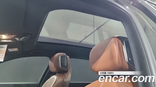 BMW 7 Series 2024 — ფოტო 12/18