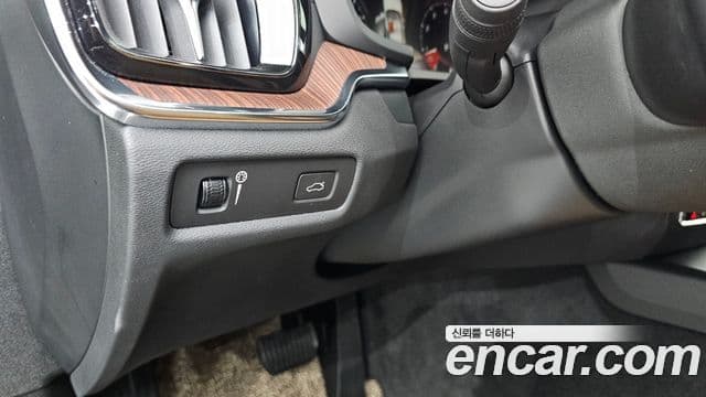 Volvo V60 Cross Country 2021 — Şəkil 20/20