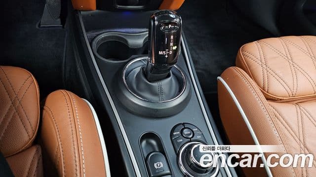 Mini Cooper S Countryman 2024 — ფოტო 2/33