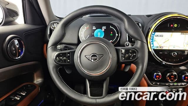 Mini Cooper S Countryman 2024 — ფოტო 22/33