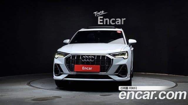 Audi Q3 2023 — Photo 21/31