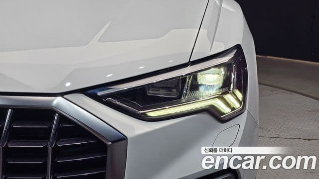 Audi Q3 2023 — Photo 23/31