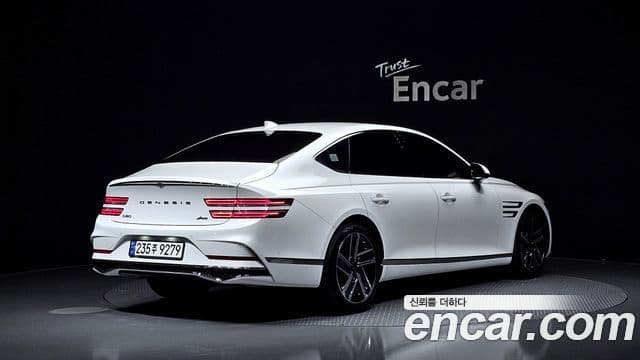 Genesis Electrified G80 2024 — Şəkil 2/20