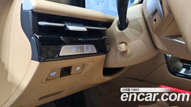 Genesis Electrified G80 2024 — Şəkil 17/20
