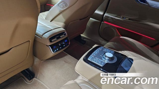 Genesis Electrified G80 2024 — Şəkil 18/20