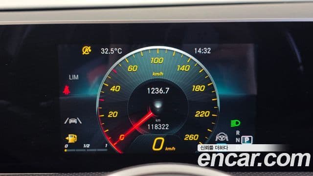 Mercedes-Benz A-Class 2020 — Фото 8/20