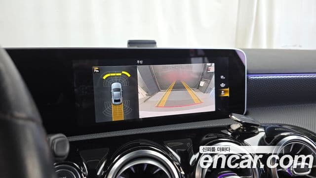 Mercedes-Benz A-Class 2020 — Фото 14/20