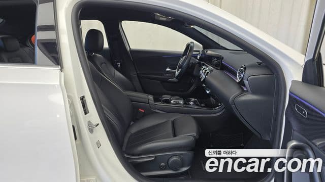 Mercedes-Benz A-Class 2020 — Şəkil 24/30