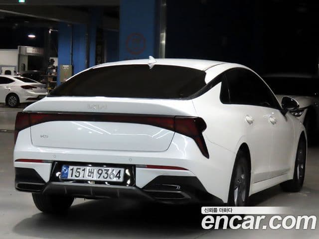 Kia K5 2023 — ფოტო 1/20