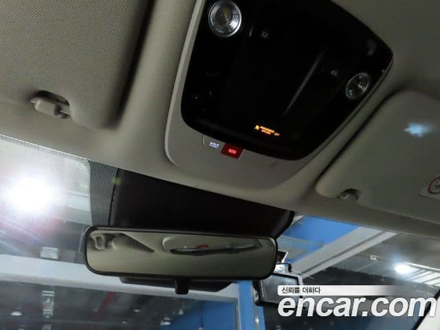 Kia K5 2023 — Şəkil 15/20