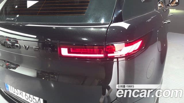 Land Rover Range Rover Sport 2025 — Photo 23/32