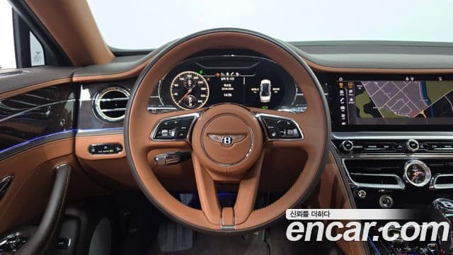 Bentley Flying Spur 2023 — Фото 13/20