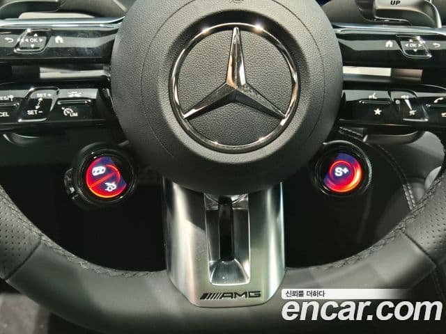 Mercedes-Benz AMG GT 2025 — Photo 7/18