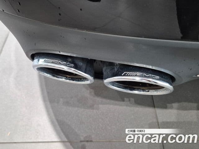Mercedes-Benz AMG GT 2025 — Photo 6/18