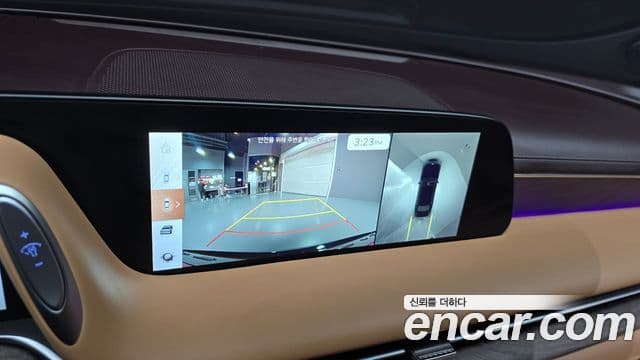 Genesis G90 2023 — Şəkil 30/31