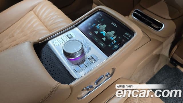 Genesis G90 2023 — Şəkil 12/31
