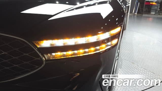 Genesis G90 2023 — Şəkil 2/31