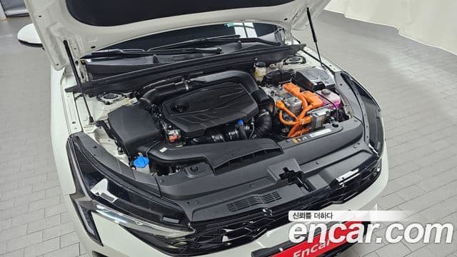 Kia K5 2024 — ფოტო 6/20