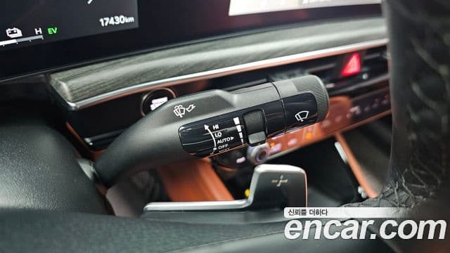 Kia K5 2024 — ფოტო 19/20