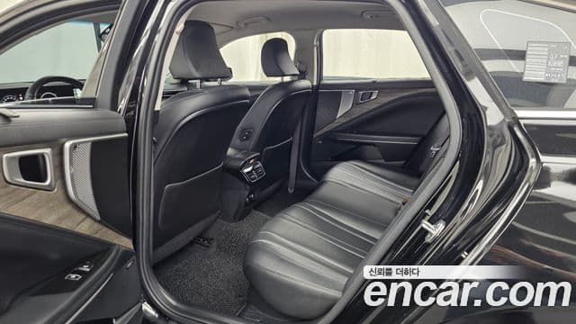 Kia K8 2022 — Photo 29/33