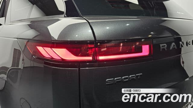 Land Rover Range Rover Sport 2024 — Photo 16/38