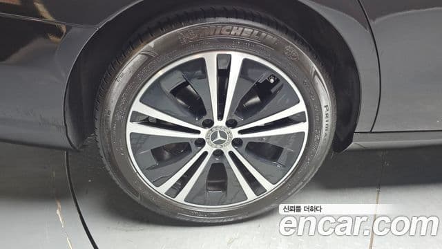 Mercedes-Benz E-Class 2021 — Şəkil 5/20