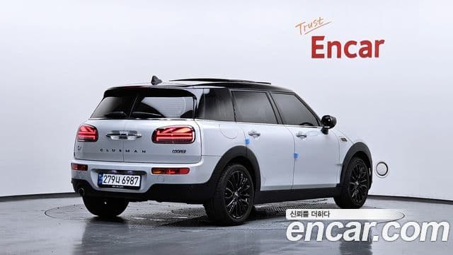 Mini Cooper Clubman 2022 — ფოტო 12/20