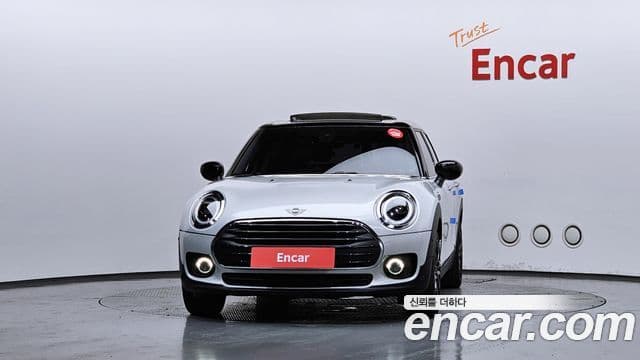Mini Cooper Clubman 2022 — ფოტო 15/20