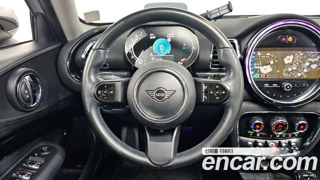 Mini Cooper Clubman 2022 — ფოტო 10/20