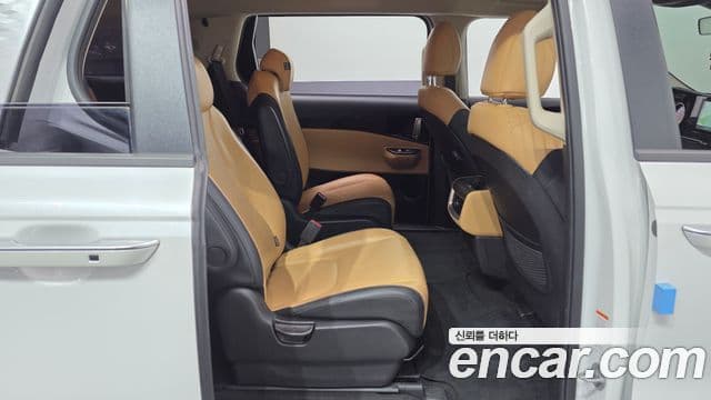 Kia Carnival 2022 — Şəkil 11/20